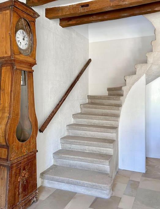 Le Lampadaire Du Martreuil Пиерфон Екстериор снимка